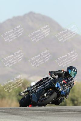 media/Dec-01-2025-Moto Forza (Mon) [[2daa91e15f]]/2-Intermediate Group/Session 2 Turn 9 Entry/